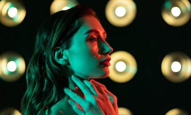 profile features and highlights